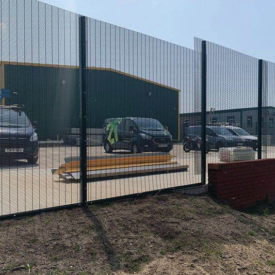 358 PRISON MESH CLEARANCE!!! 1.2m/1.5m/1.8M/2M/2.4M/3M SECURITY ANTI CLIMB FENCING GREEN/BLACK