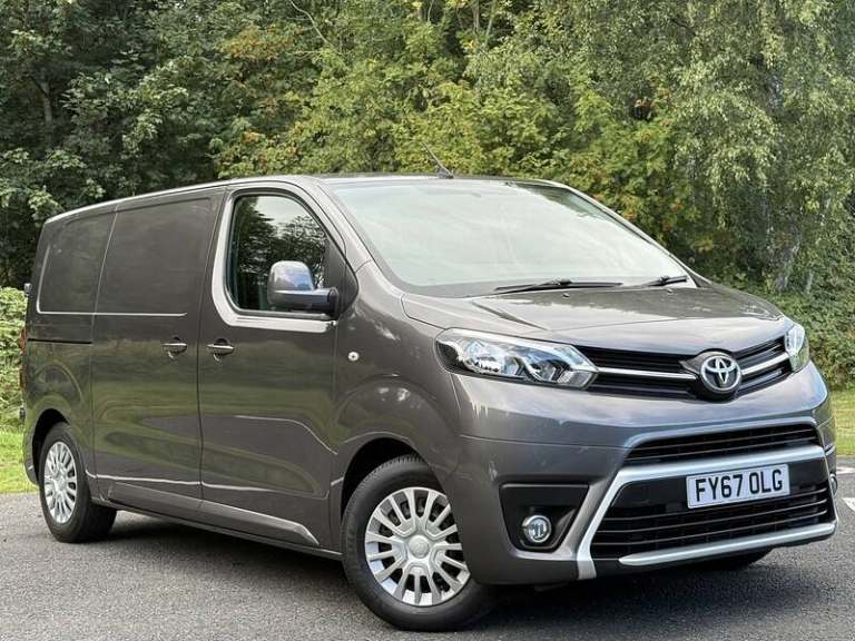 2017 Toyota ProAce 1.6D Comfort Medium Panel Van 6dr Diesel Manual MWB Euro 6 (s/s) (115 ps) Pane...