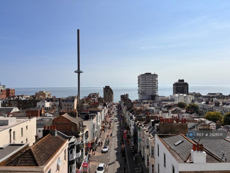 2 bedroom flat in Mitre House, Brighton, BN1 (2 bed) (#2926131)