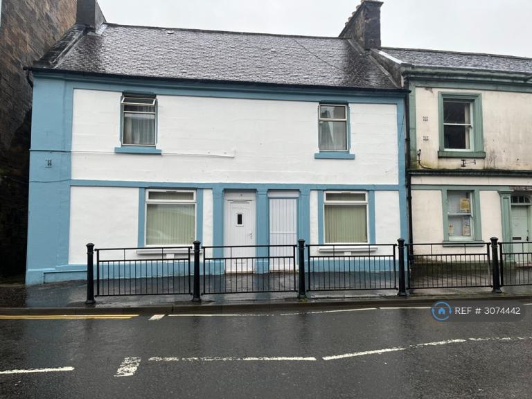 1 bedroom flat in Main St, Kilbirnie, KA25 (1 bed) (#3074442)