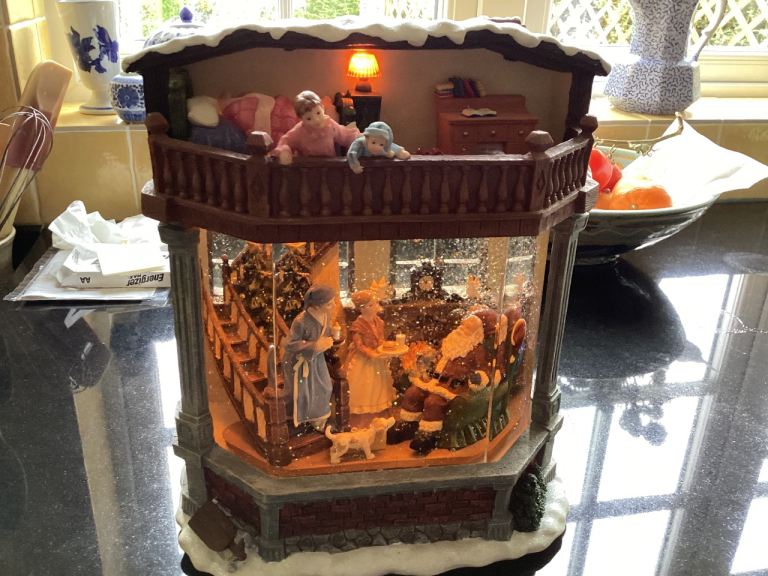 Musical Christmas Ornament