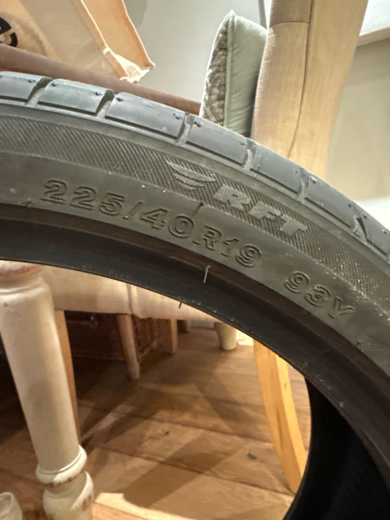 Bridgestone 225/40R19 93Y Runflat Sport Tyre