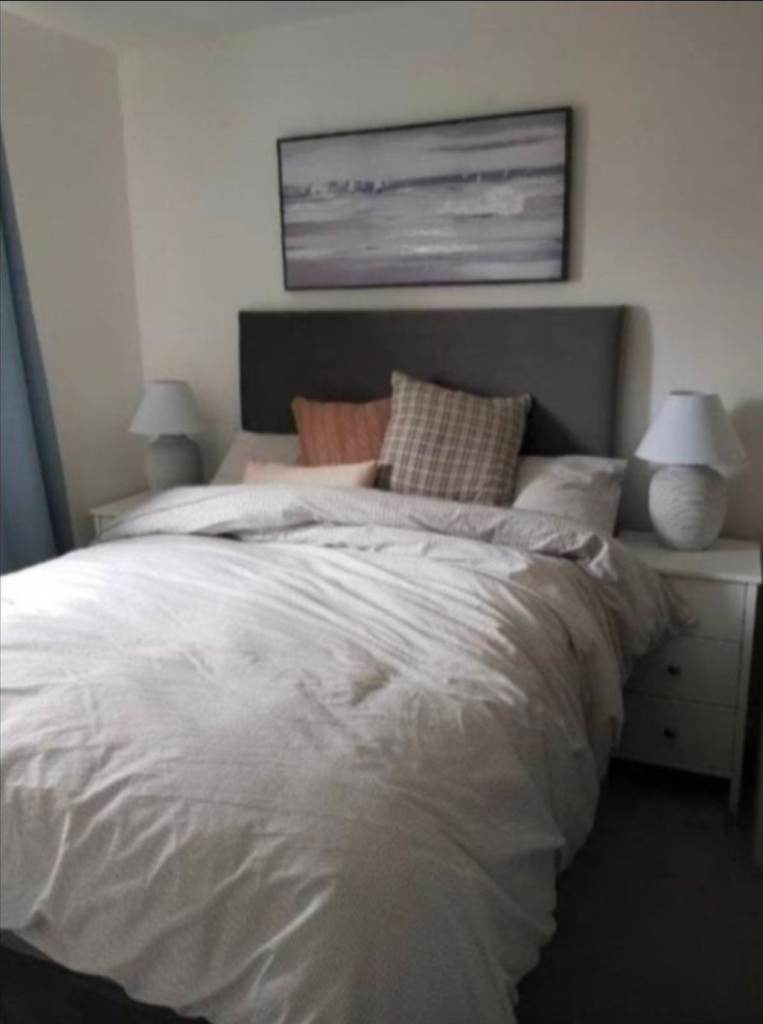 Two double rooms available from mid Sep/Oct.