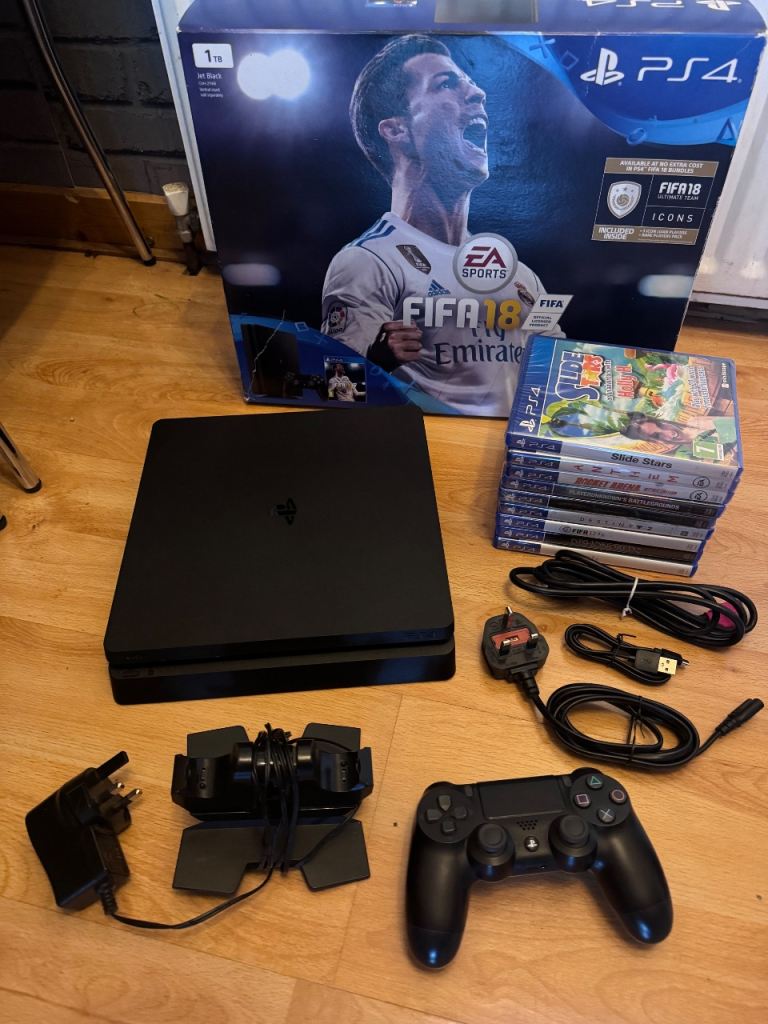 Ps4 slim 1TB boxed 