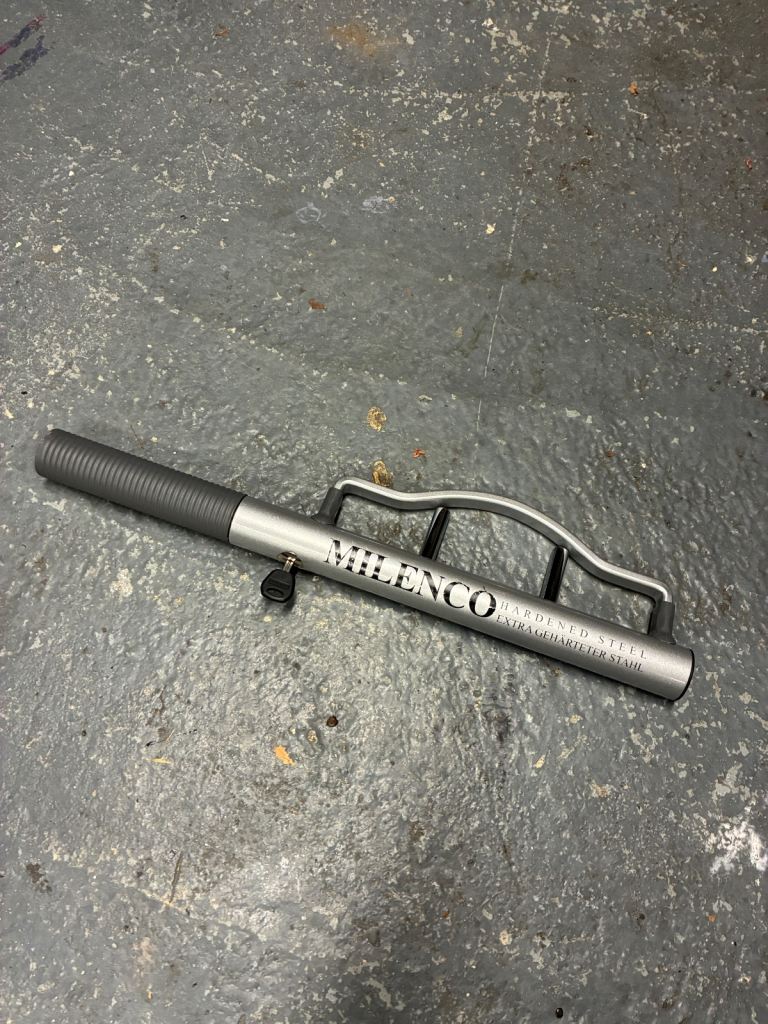 Milenco steering wheel lock