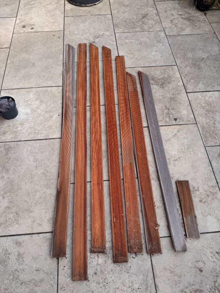 Free - wood planks / boards / offcuts 