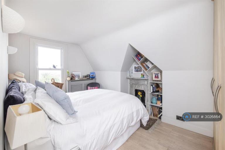 1 bedroom in Warwick Road, Ealing Broadway, W5 (#3026864)