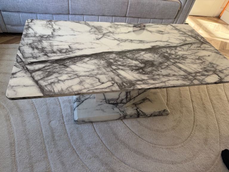 Marble Effect Coffee Table – White with Grey. Very Good Condition