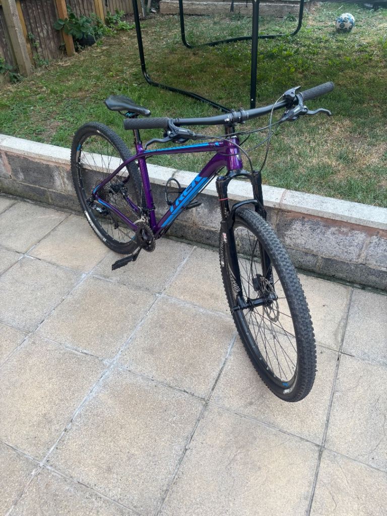 Trek superfly 6 mountain bike