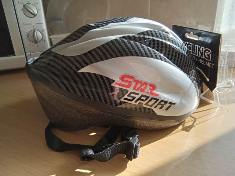 BRAND NEW SAFETY HELMET *CYCLING*, etc (pls see info)
