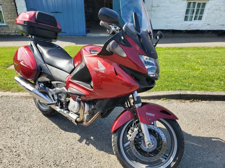 Honda, NT, 2012, 700 (cc)