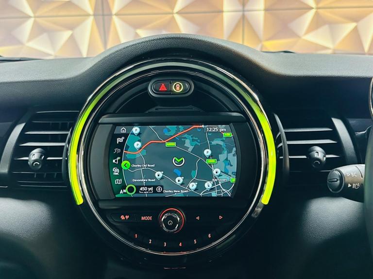 2020 MINI Electric Hatch Cooper SE 32.6kWh Level 2 Auto 3dr HATCHBACK Electric Automatic