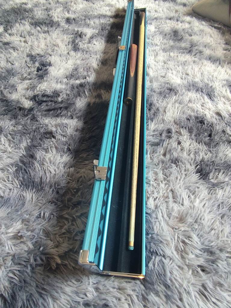 Asia Cue Snooker Cue & Premium Cue Case