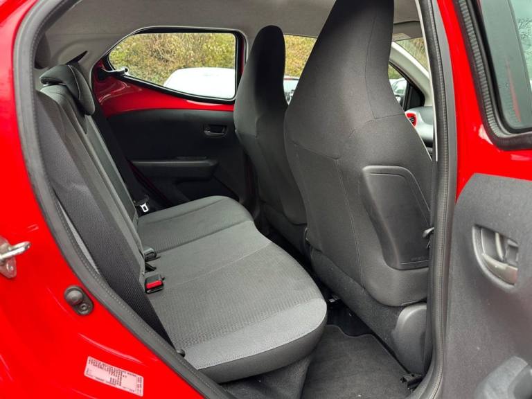 2020 Toyota AYGO 1.0 VVT-i X-Play TSS 5dr x-shift HATCHBACK PETROL Automatic