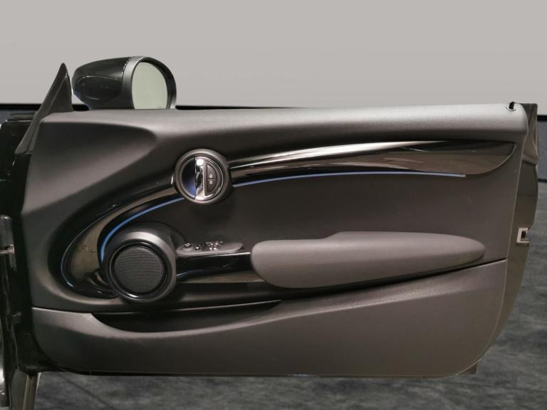 2022 MINI Hatch 135kW Cooper S Level 2 33kWh 3dr Auto HATCHBACK ELECTRIC Automatic