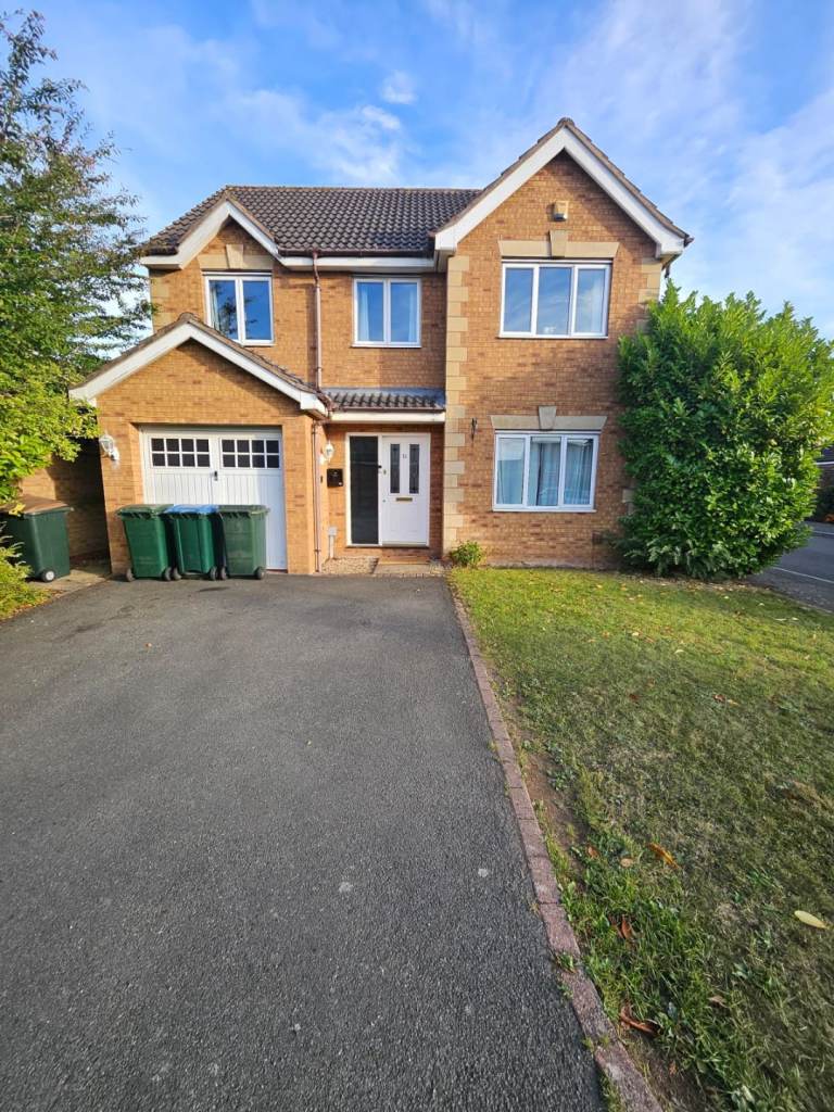 4 bed Detached house for rent in Morrison estate, Binley Coventry 