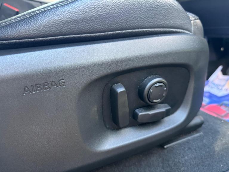 2018 Land Rover Range Rover Evoque 2.0 TD4 SE Tech Auto 4WD Euro 6 (s/s) 5dr ESTATE Diesel Automatic