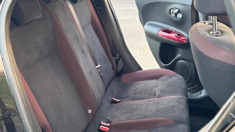 2016 Nissan Juke 1.2 DiG-T N-Connecta 5dr HATCHBACK PETROL Manual