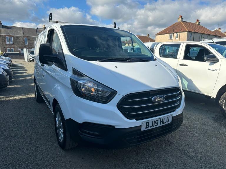 2019 Ford Transit Custom 2.0 TDCi 105ps Low Roof Van ECOBLUE L2H1 LWB EURO6- -  PANEL VAN Diesel ...
