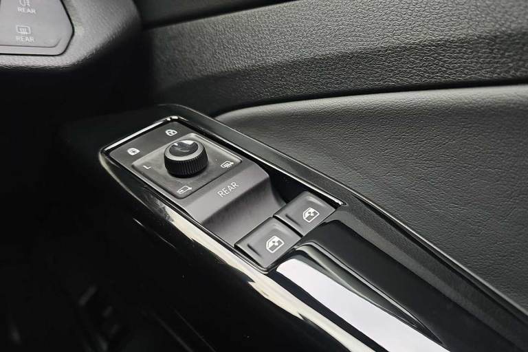 2025 Volkswagen ID.4 210kW Match Pro 77kWh 5dr Auto Estate Electric Automatic