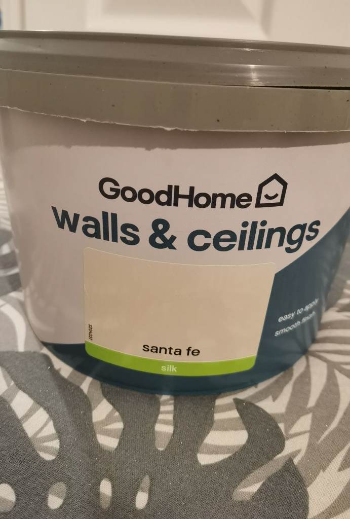 Good Home brand new beige paint tub 