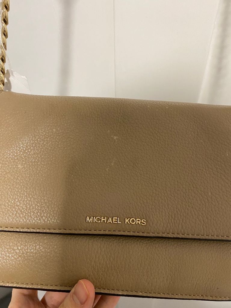 Michael Kors Gusset  Daniela Saffiano Leather Grey Crossbody Messenger Bag