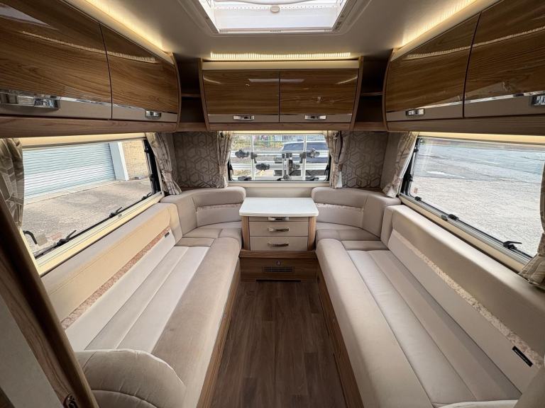 Fiat DUCATO SWIFT KON-TIKI 649 AUTOMATIC TAG AXLE 6 BERTH MOTOR HOME