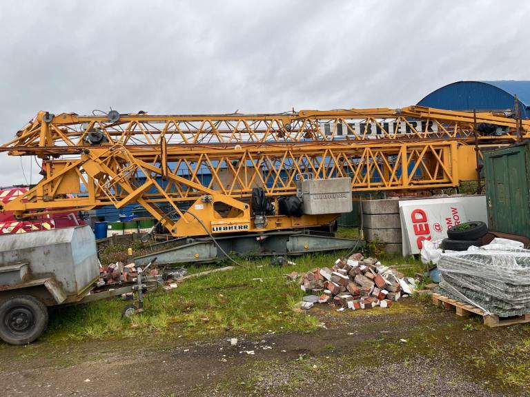 LIEBHERR TOWER CRANE 45 EC