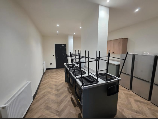 11 Bed ALL ENSUITE |Greater Manchester Near Saddleworth Train Station | COMPANY LET ALLOWED