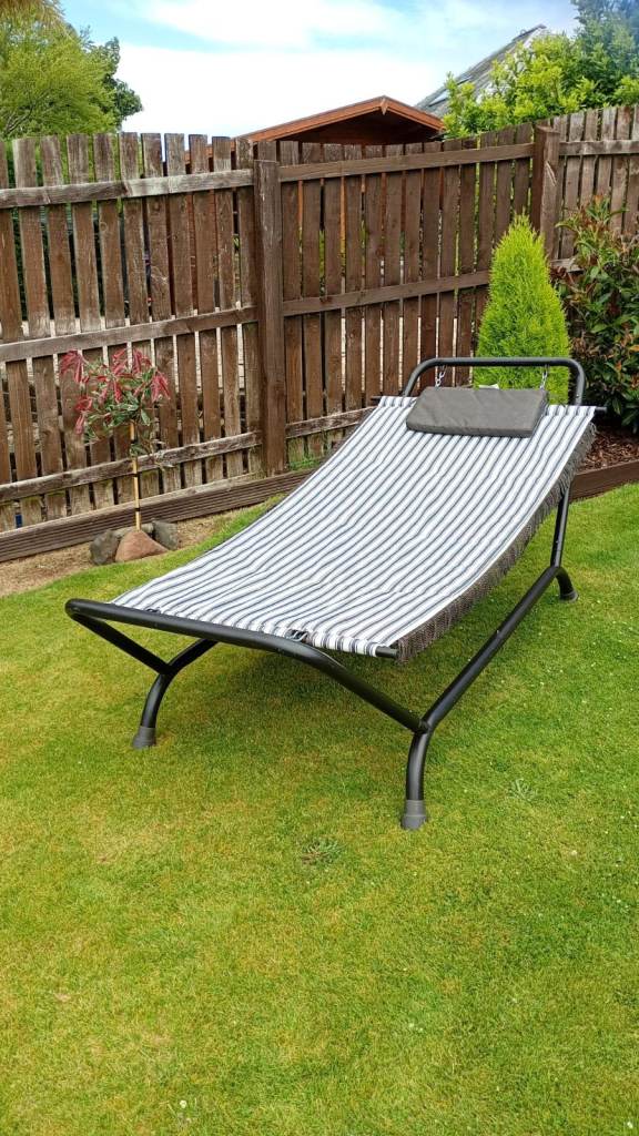 Metal Framed Hammock Sun Lounger