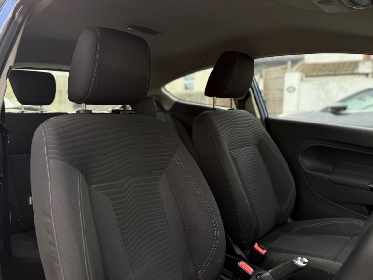 Ford, FIESTA, Hatchback, 2013, Manual, 1241 (cc), 3 doors