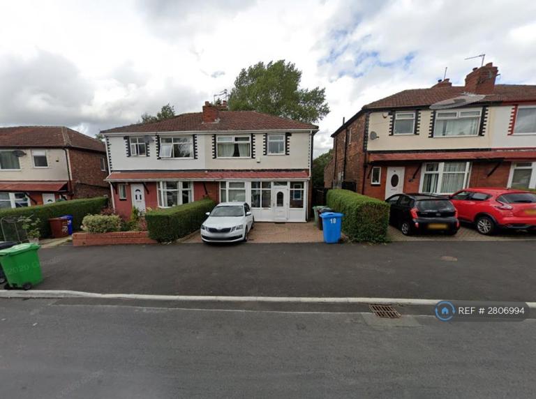 3 bedroom house in Huntley Road, Manchester, M8 (3 bed) (#2806994)