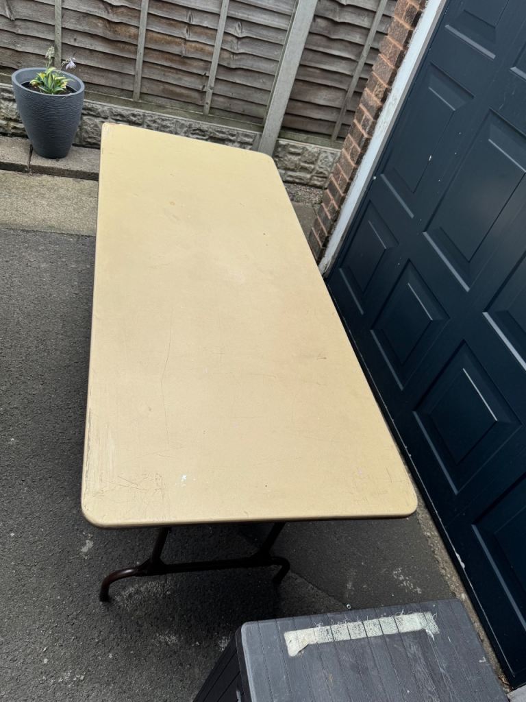 Folding table free