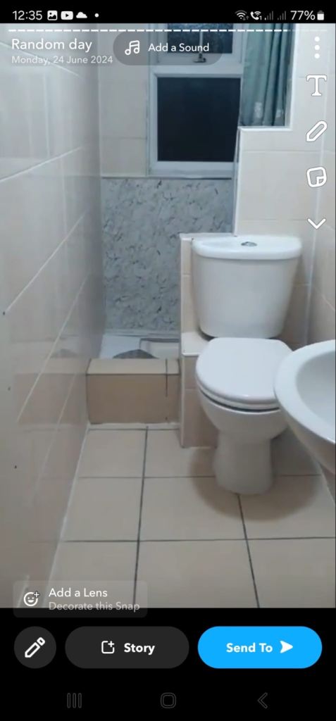 En-suite double room with own kitchenette for single occupancy Postcode E11 4EQ