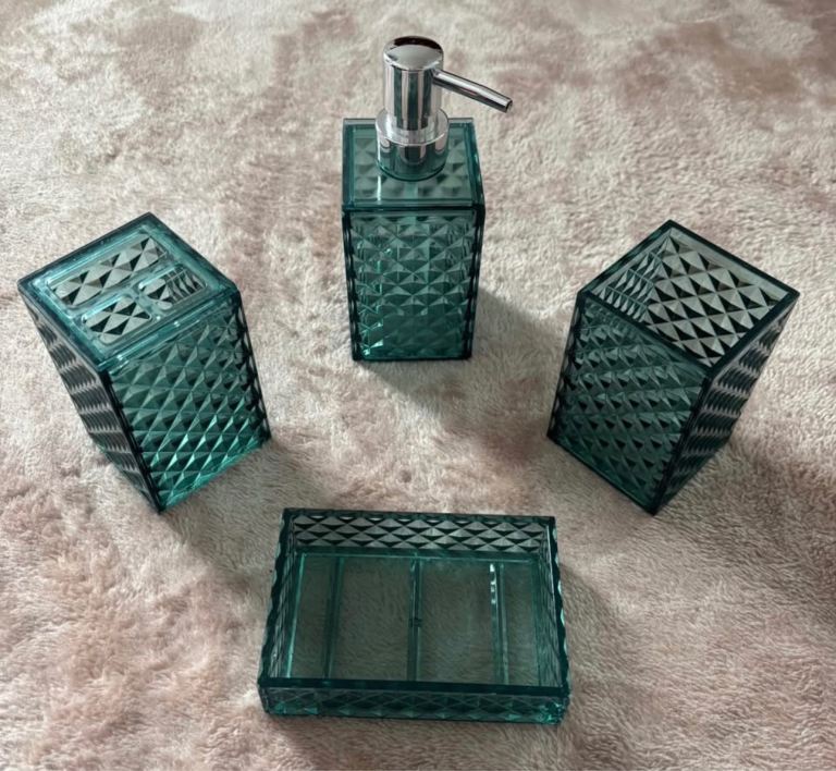Blue Geometric Acrylic Bathroom Accessories Set