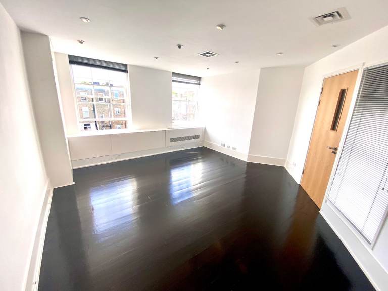 Private Offices | Beauty Rooms |Creative Space | Desk space | Workshops |Therapy rooms