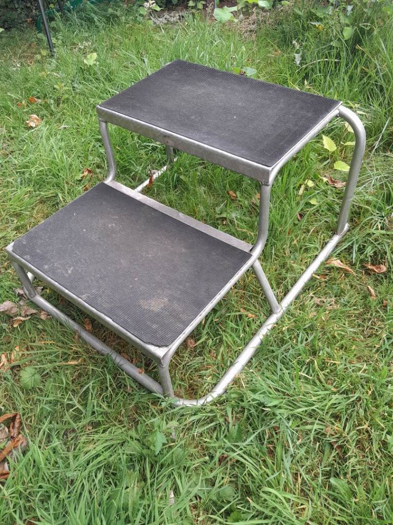 caravan steps. free!