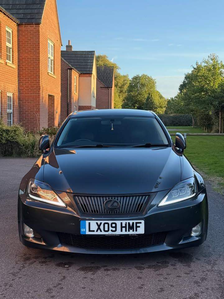 Lexus IS250, Saloon, 2.5L V6