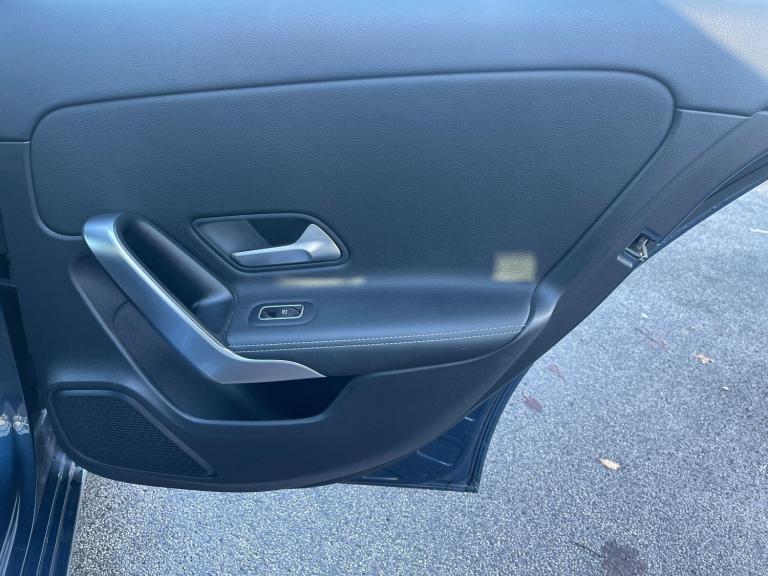 2020 Mercedes-Benz A-Class 1.3 A180 Sport (Executive) 7G-DCT Euro 6 (s/s) 5dr HATCHBACK Petrol Au...