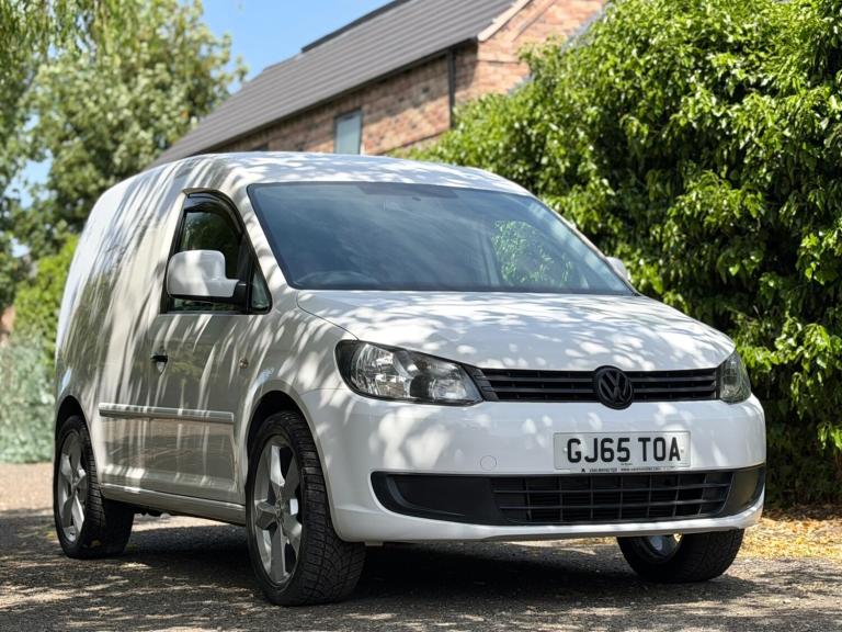 2015 Volkswagen Caddy 1.6 TDI Startline SWB Sport Panel Van Diesel Manual NO VAT