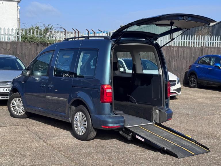 2016 Volkswagen Caddy Life 2.0 TDI BlueMotion Tech Euro 6 (s/s) 5dr MPV Diesel Manual