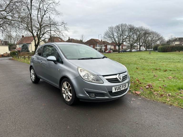Vauxhall Corsa 1.2 Petrol Manual 3 Door Hatchback Silver 2010 Fantastic Car Low Mileage