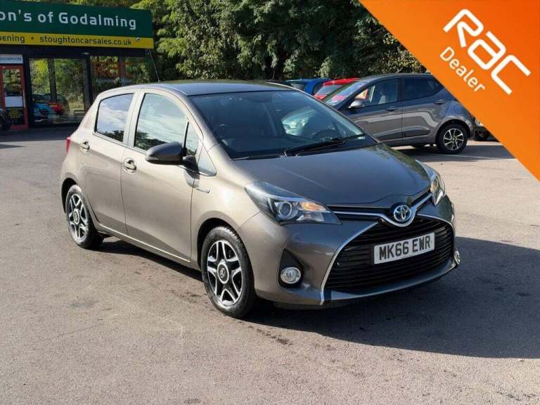 2016 Toyota Yaris 1.5 VVT-h Icon Hatchback 5dr Petrol Hybrid E-CVT Euro 6 (101 ps) Hatchback PETR...
