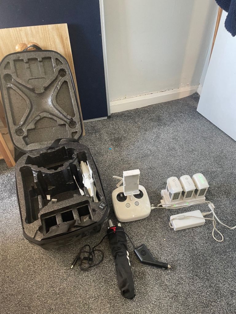 Dji phantom 4 Bundle Battery’s probably required
