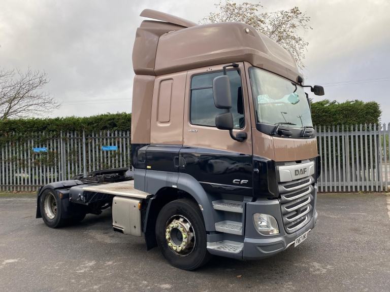 2018/67 DAF CF 4X2 TRACTOR UNIT (410 BHP) AUTOMATIC TRANSMISSION, SLEEPER CAB