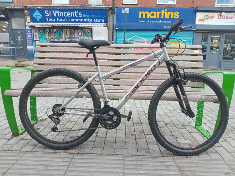 Apollo Twilight Mountain Bike M Frame