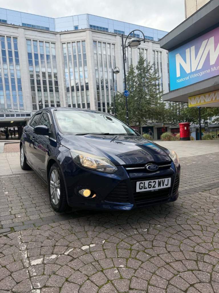 Ford FOCUS Hatchback 2013 Manual 998 (cc) 5 doors