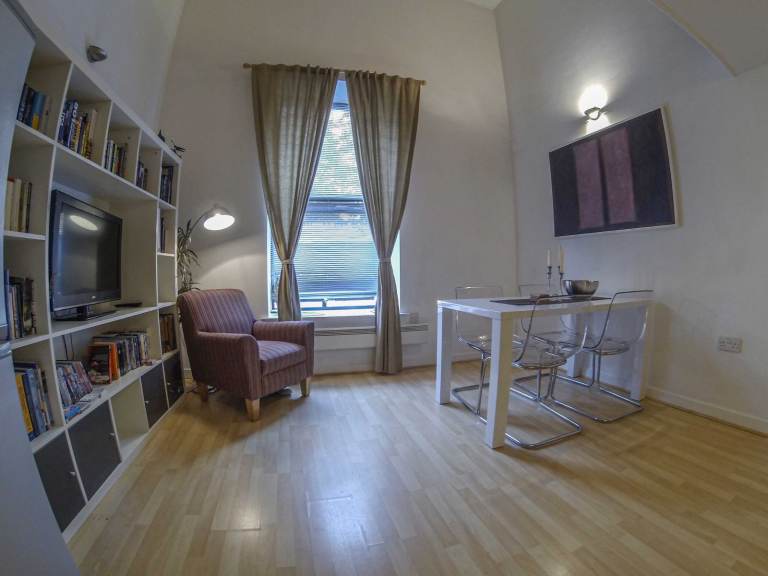 Leeds City Centre 1 bed Apartment - 830pcm - NO AGENT FEES