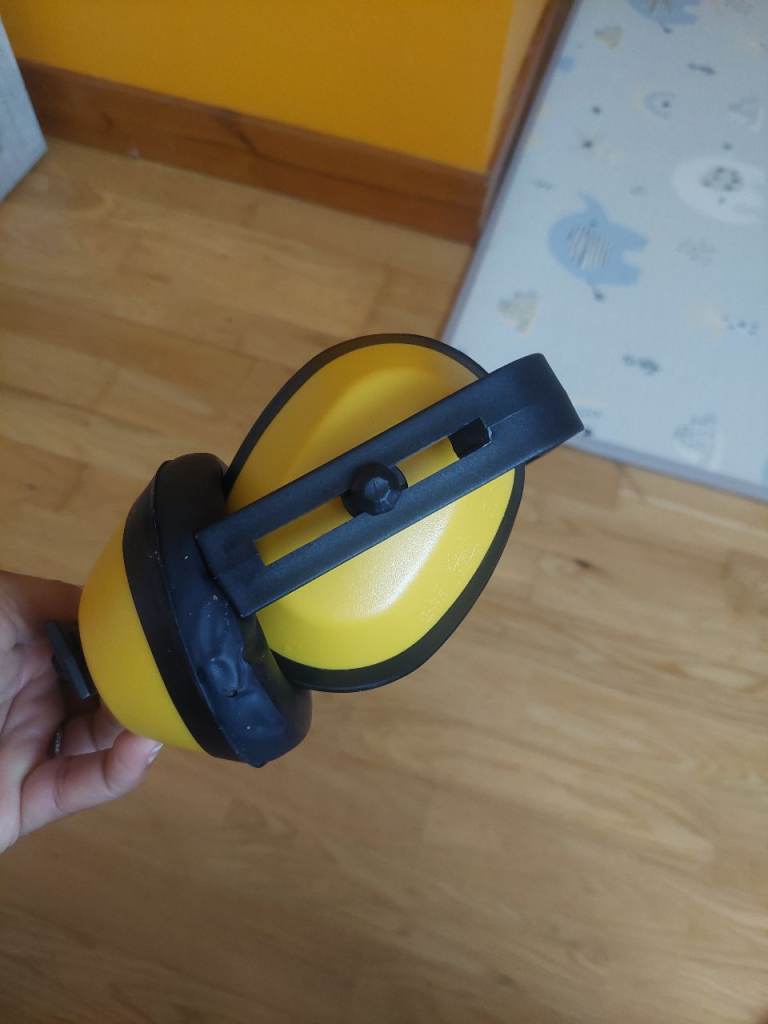 Pair of Yellow and Black Ear Defenders – Good Condition