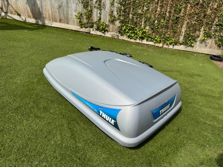 Thule Ocean 100 Roof Box
